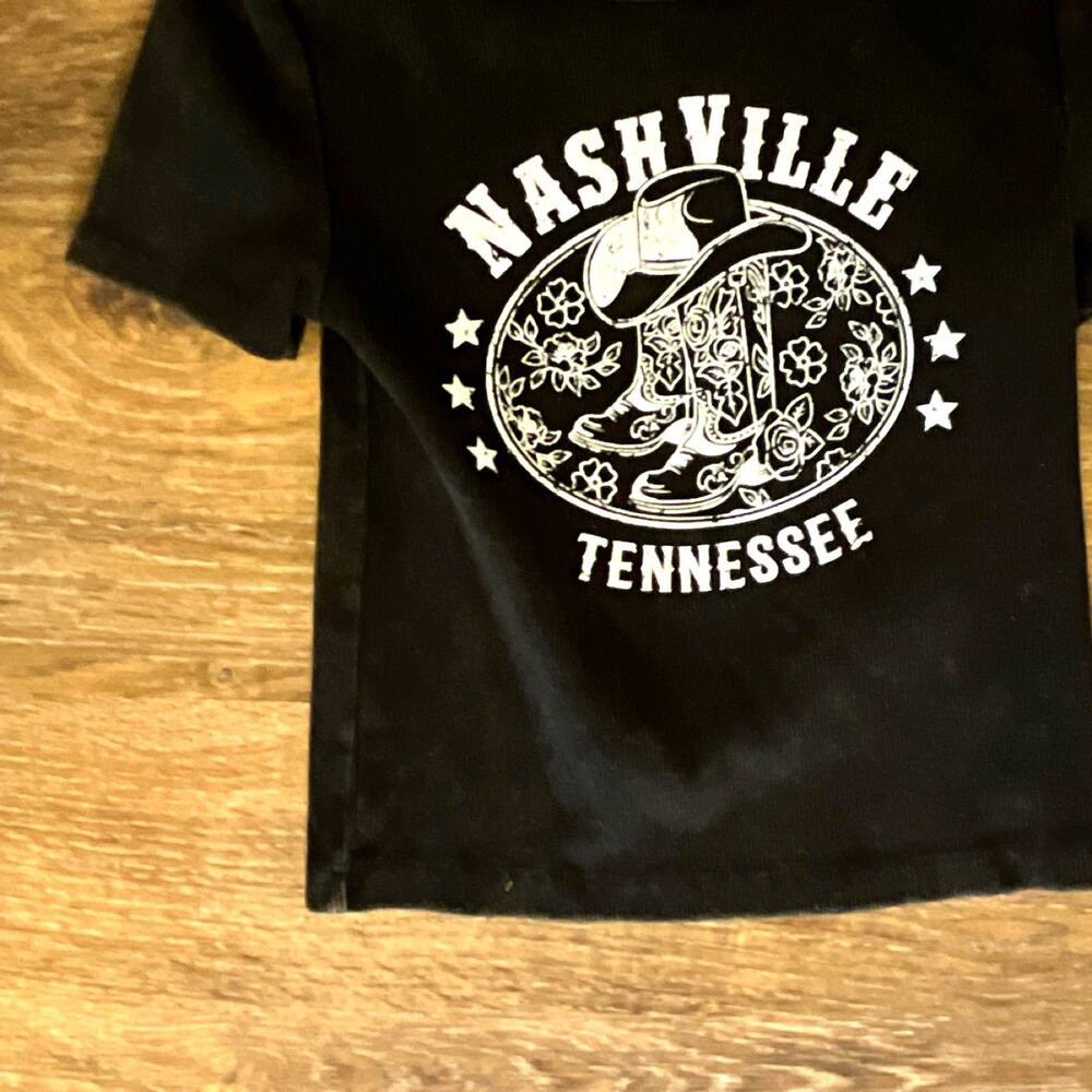 Social Culture Black Nashville Tennessee Graphic Crewneck tshirt size small